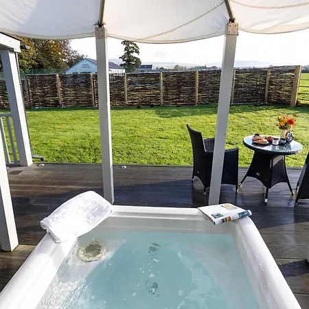 Dom wakacyjny The Pavilion - With Hot Tub *